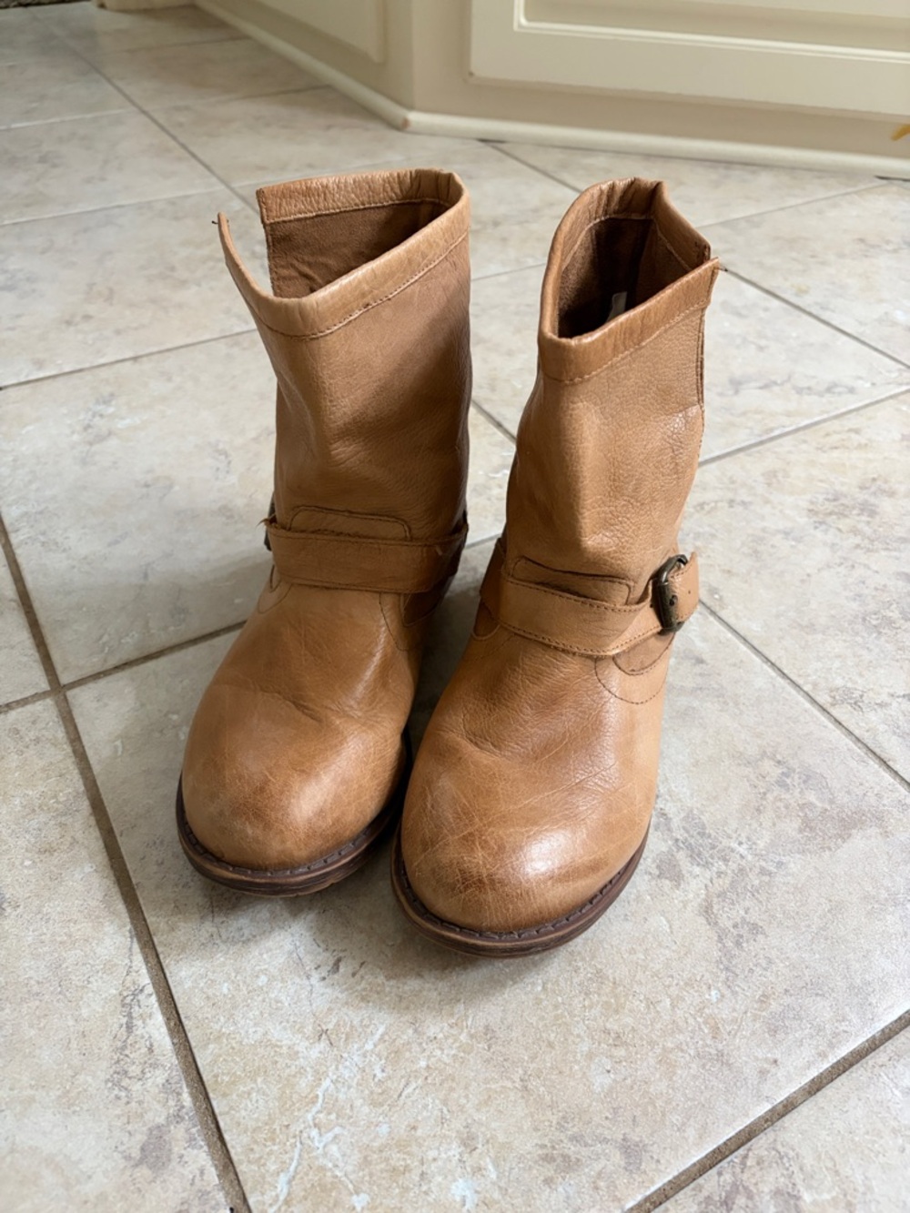 Nine West Women's Tan Leather High-Ankle Buckle Boots, Size 6